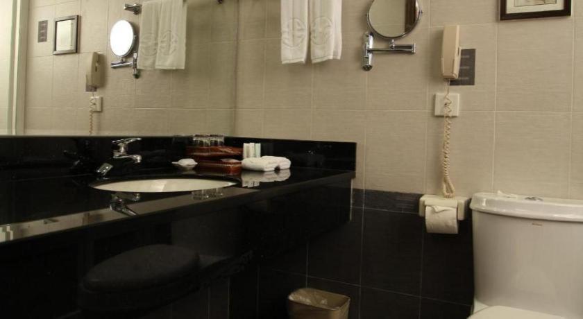 Rezen Hotel Huaxia Сямън Екстериор снимка