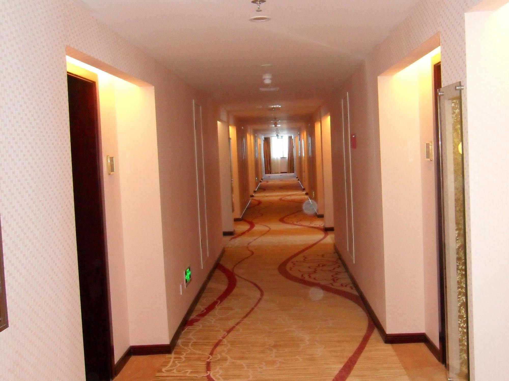 Rezen Hotel Huaxia Сямън Екстериор снимка